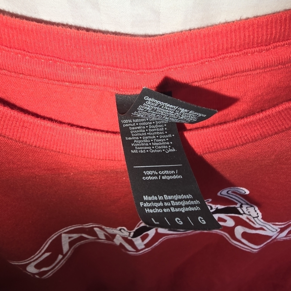T-Shirt - Picture 3 of 4